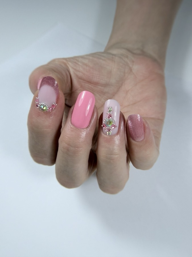Redresser un ongle crochu à l'aide de l'acrygel